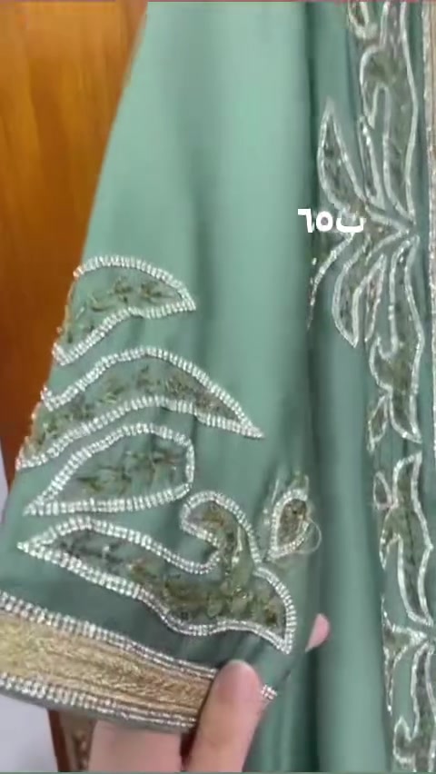 فستان • ١٢٨سم • مقاس٣٠