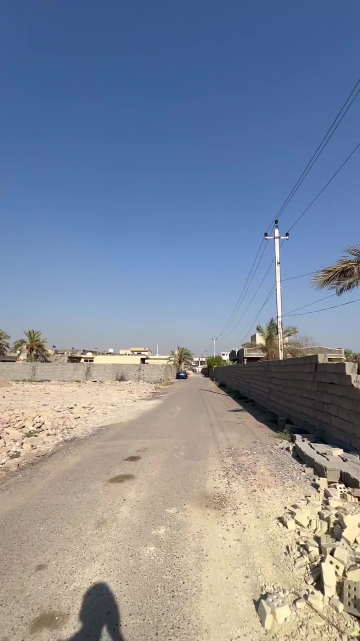 سلام عليكم
كاع مساحة 260 متر صافي واجهة 10 نزال 26 
علا شارع تبليط مي وكهرباء وانترنيت ضوءي 
الكاع متفونة وسبيس 
طابو زراعي سند 25 حق تصرف  
في منطقة الدوانم قرب شرطة الخامسة 
سعر الكاع خاص 
الاستفسار *********** واتساب
