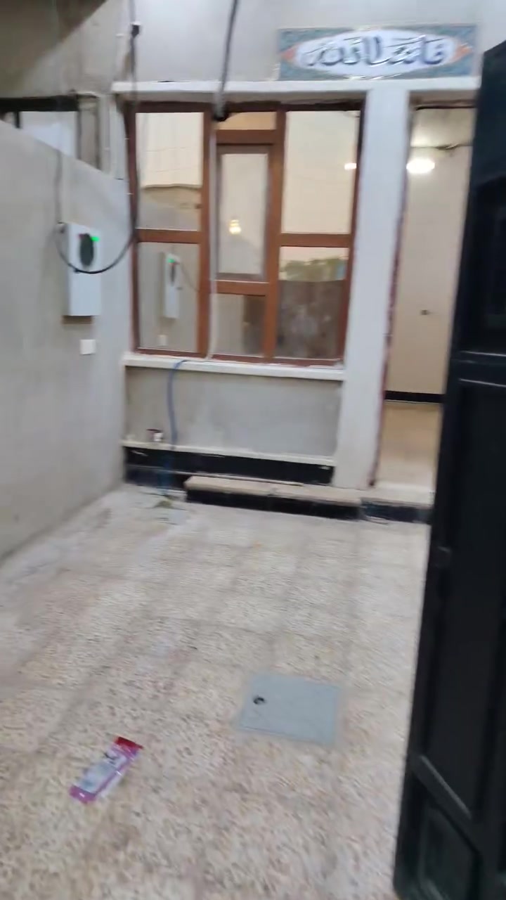 سلام عليكم بيت جاهز للاجار 150 الف
موقع قولان تبه قرب جامع سليمان نهايه حي 90 
الشارع تبليط الافرع ترابي يبعد عن التبليط 50 متر 
كهرب وطني مولده 4 خزانات ماي ماسس كامل 
*********** بيه واتساب 
***********
