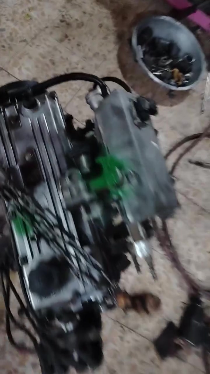 السلام عليكم عمي جوه سوك وماكو هيج
تجفيت بيجو 350 الف

تجفيت سايبا ٣٠٠ الف عام
***********
بصره الاصمعي قديم

تجيب وياك بس دبه دهن والفلتر تسليم سويج
