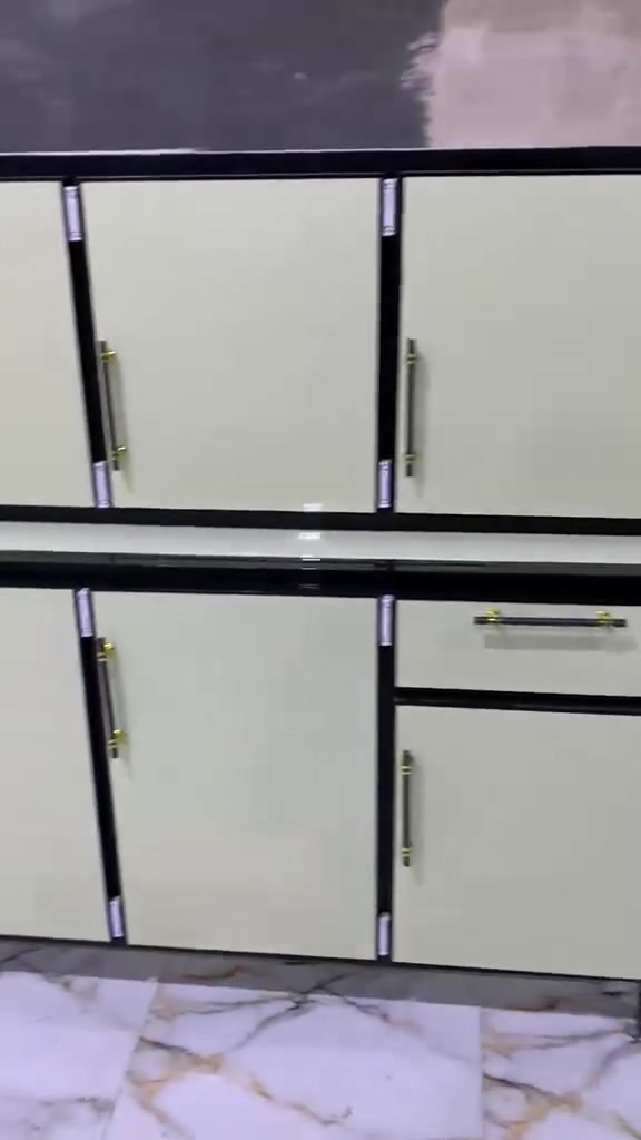 مخازن • معرض • ناصرية مدينة الصدر