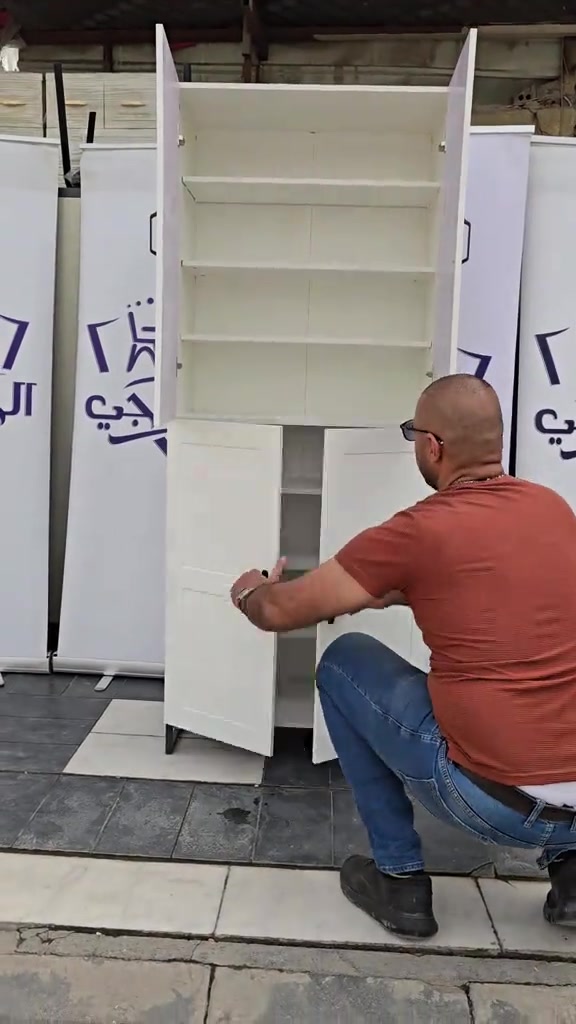 مضيعة وقتچ الصبح بسبب فوضى الهدوم؟ الحل أبسط مما تتصورين… خزانة وحدة ترتب كل شي گدام عينچ ✨ تصميم ذكي + مساحة مرتبة = يوم يبدأ براحة مو بعصبية  خشب Hdf تصميم عصري وانيق البيع جملة ومفرد  التوصيل لبغداد والمحافظات  ✳️تتوفر لدينا خدمة الشد مجانا لمحافظة بغداد ✳️يتوفر لدينا كادر يساعدكم بالشد من خلال الواتساب مكالمات ورسائل للمحافظات العنوان / كرادة خارج _ مجاور شركة TCL _  مقابل اسواق الوردة للحجز والاستفسار الاتصال على الرقم  *********** الكمية محدودة راسلينا هسة واحجزي قطعتچ 📩 #اثاث_منزلي #اثاث_مكتبي #خشب #اثاث_خشبي 
