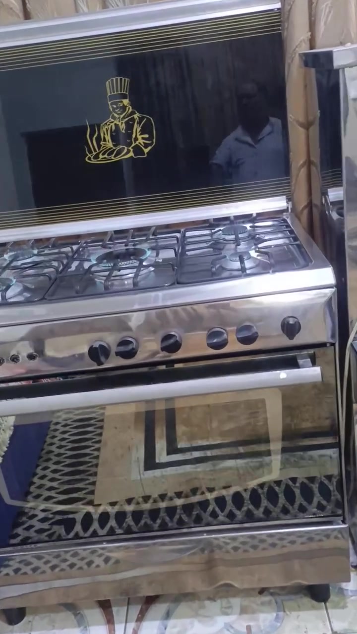 طباخ شرط الفحص  عنوان الزبير متوفر توصيل مكانه زبير  تواصل ***********
