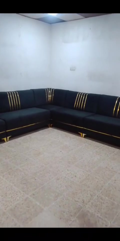ديوان 7 متر ونص جديد غير مستخدم السعر235 

مكان موصل الطلب عل خاص او عل رقم*********** بي وتساب
