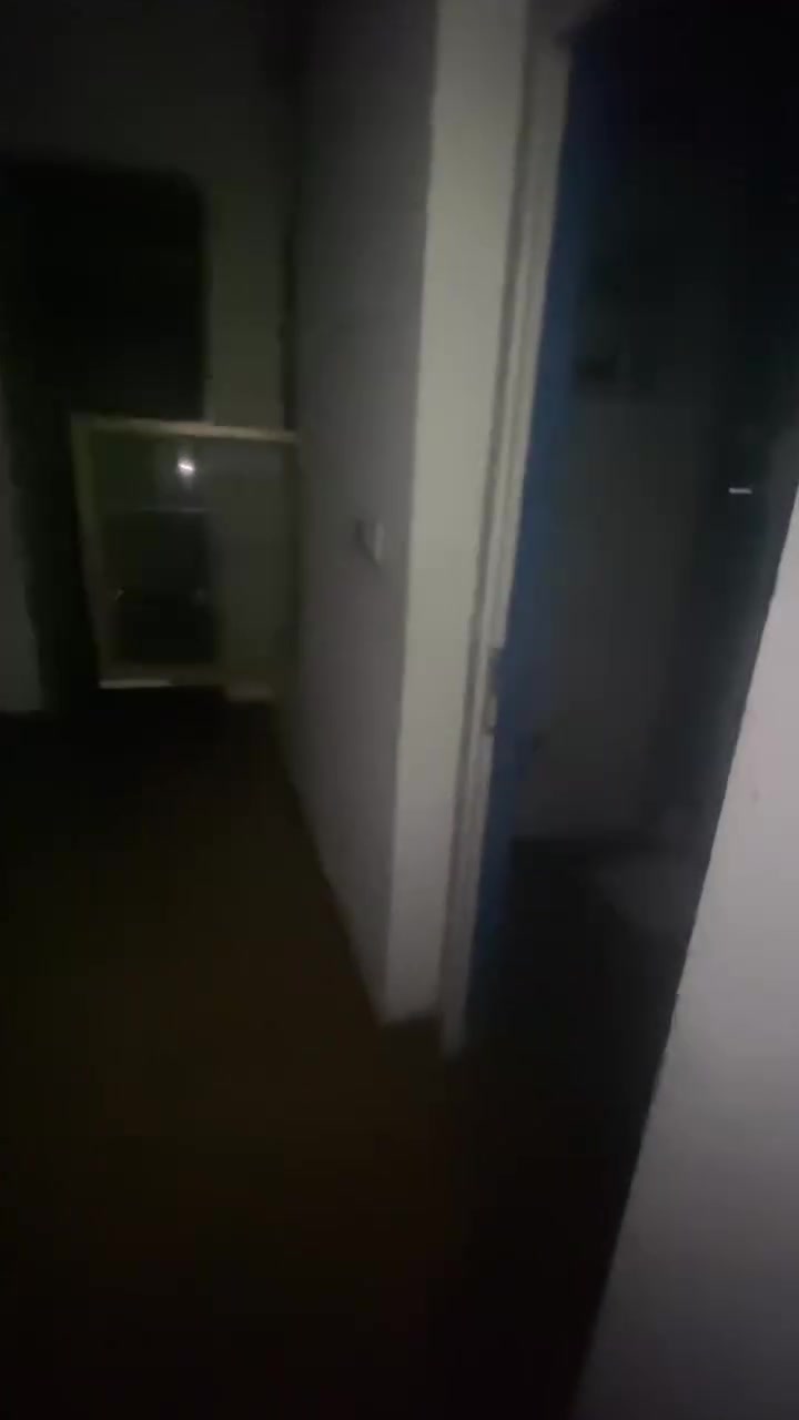 شقه ايجار جديده 

عدد غرف ٢
مطبخ 
صحيات 
استقبال 

بغداد لمشتل شارع الجامع 

***********

ايجار شهري 450لف ✨
