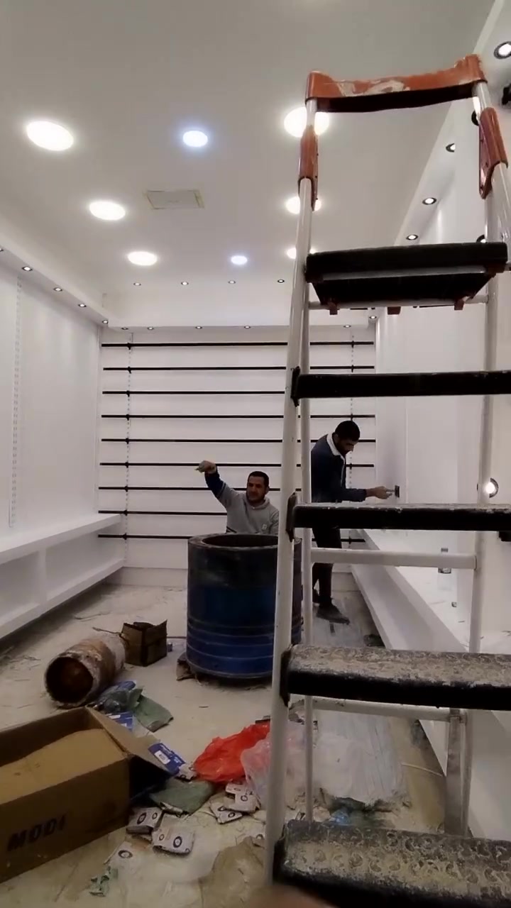 سلام عليكم مستعدون للعمل جميع ما يخص عمل الكهرباء 💡 تئسيس بوري  سيمنز  تري كيبل بكادر متميز 🦾وسرع في العمل ⚒لتواصل عبر الواتساب ☎️او التصال على الرقم ***********📞 معا منزل الأحلام للتأسيس الكهرباء ⚡️
