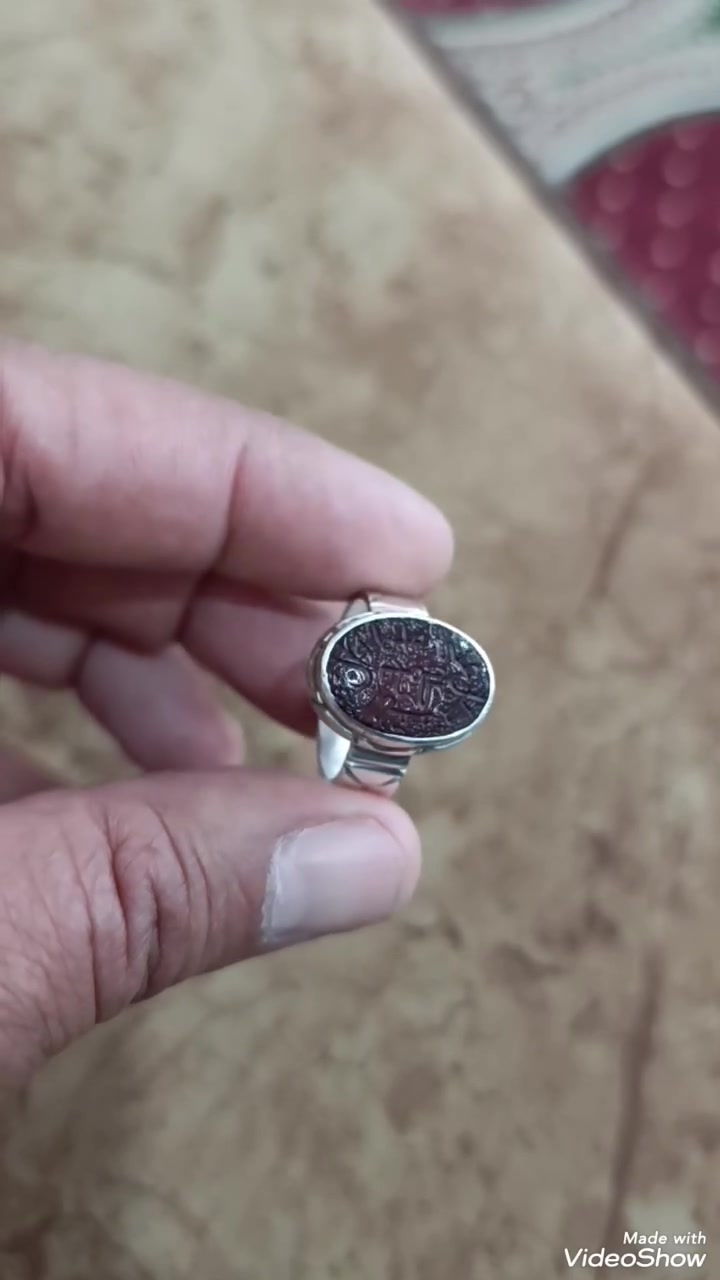 ماشاء الله تبارك الرحمن 
اللهم صل على محمد وال محمد

خاتم  عقيق يماني كبدي  طبيعي 100%100 

صياغة يدويه تحفه 

للاستفسار الرقم ***********
