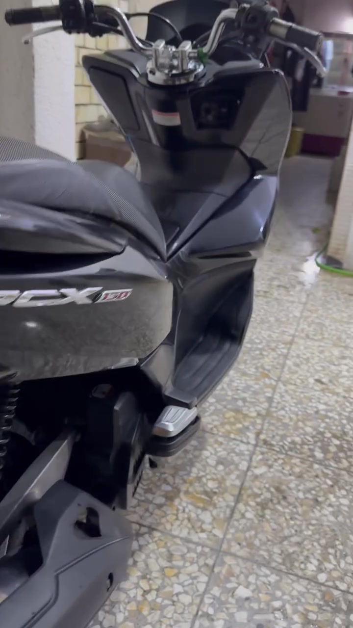 pcx
دراجه جيل ثاني مكينه 150 
عنواني بغداد الكماليه 
السعر16 وبيه مجال 
للتواصل ***********
