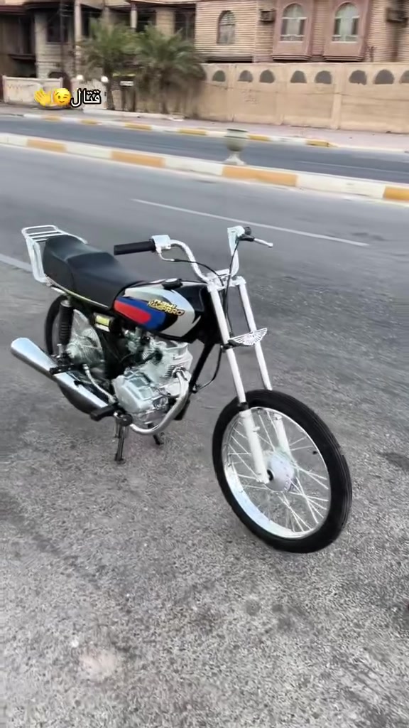 سلام عليكم دراجه نامه شلامجه اصولي شاصي19 دراجه كله اصلي برغي ما بيه نقص تعميره جديده صاله شهرين حته قبق تفيلس ما مفتوح مكان دراجه السماوه الإسكان سعر مليون هاذه رقمي***********
