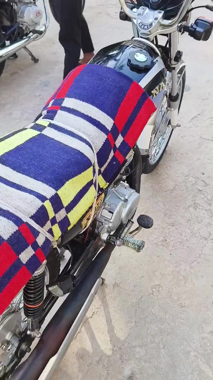 سلام عليكم نامه تعمير نهايت ال 25يعني هل 26اوراق سكنر مراوس او بيع 650وبيه مجال قليل الخاص مفتوح او التصال عله الرقم ***********
