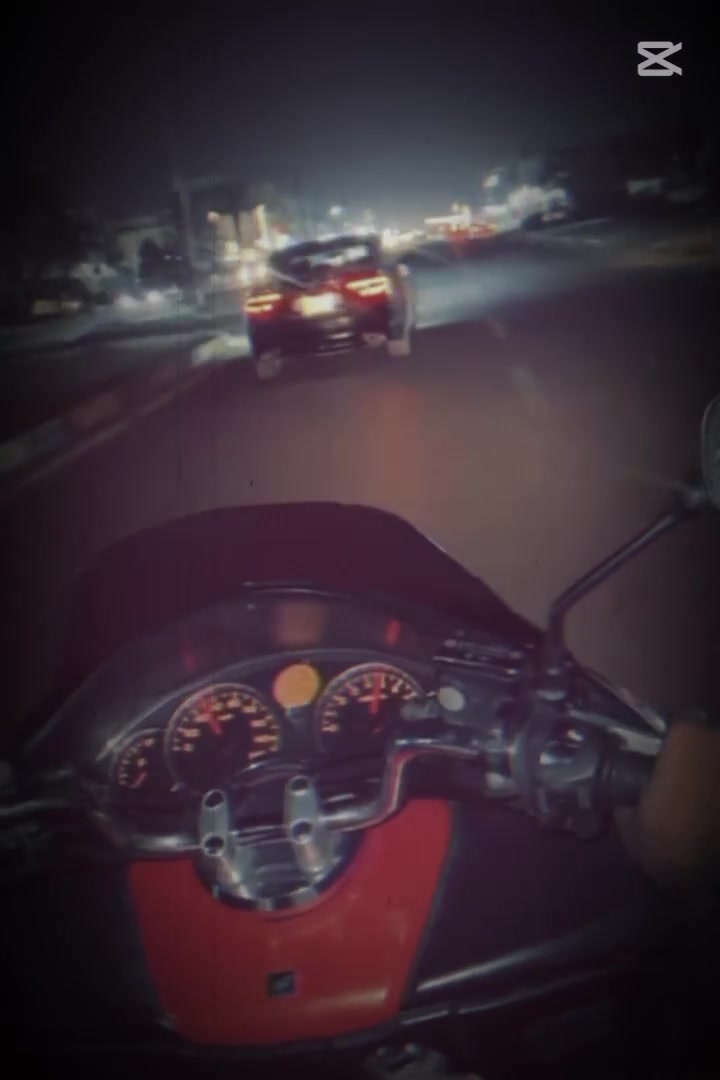 السلام عليكم فورزا 08 دراجه حلوه نظيفه بيها نقوصاتها كلتش خلفي بدايه خفيفه قبق كلات السواد ماكو المثلث مال وجه ماكو هذني نقوصاتها عداهن الدراجه حلوه مكاني حي الجهاد الرفاق اللي يحب يتواصل يتصل على الرقم *********** السعر 700 وبيها مجال بسيط
