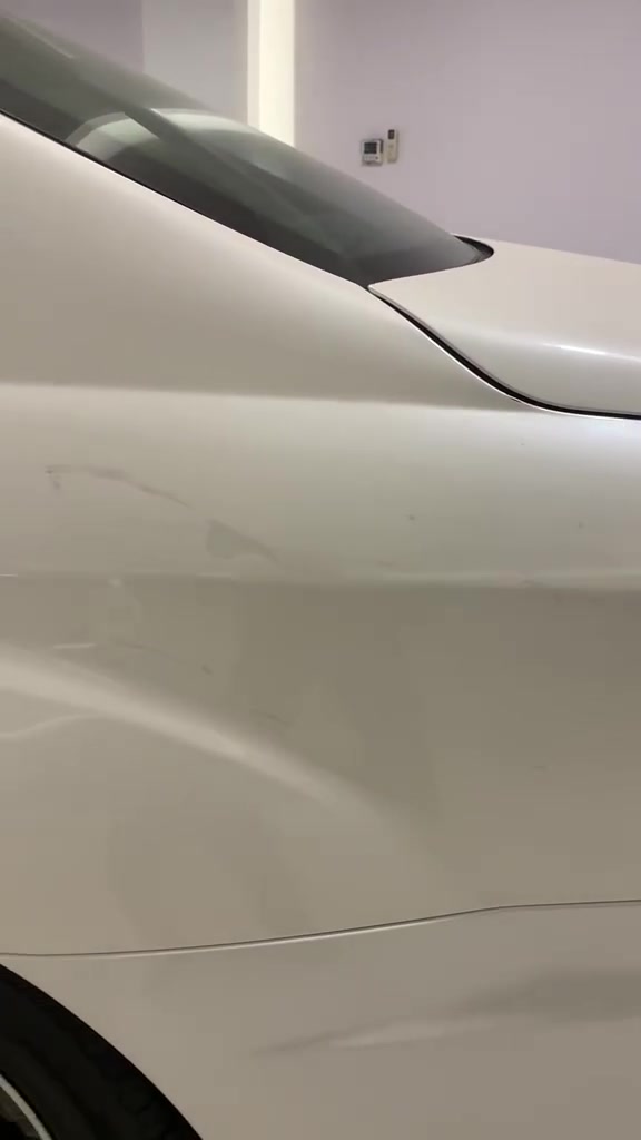 للبيع مارسدس S350 AMG موديل 2012 ماشيه 150 الف كيلو متر ،السياره خليجيه وكاله شركه باجگر فول مواصفات (باب طويله وبانوراما وجكات وكامرا وحساسات وداخل مميز لون قهوائي وكشنات تدفئه وتبريد حتى الخلفيه وبعد هوايه مواصفات)
السياره مكفوله بدون صبغ او تبديل بيها فقط بارد بالجاملغ الخلفي ،گير ومكينه بشرط
السياره مرقمه سليمانيه وجاهزه 

سعر 245$

ڕەقەم ***********
