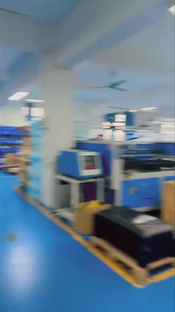 احجز الان العرض الجديد شاشة بحجم 70 سمارت فول انترنيت
 بسعر 549  الف دينار عراقي ‼️‼️😍😍
مميزاتها : 
●حجم حقيقي 
●ضمان حقيقي لمدة سنة 
● الشاشة تدعم 4k ذات دقة عالية جداً
●الشاشة تعمل بنظام الاندرويد 
●تدعم جميع التطبيقات (face book -YouTube-
‏Cinemana)  وجميع البرامج 
●تتضمن على متجر play 
●امكانية انعكاس الهاتف على الشاشة
‌‎ ● مداخل USB ,مداخل HDMI, مداخل AV وTV 
●معالج سريع جداً 
●لدات ثلاثي لتشبع الوان متكامل يعطي صورة عالية الجودة
●صوت مجسم وواقعي 
للحجز والاستفسار يرجى مراسلتنا على الصفحة
للحجز من شركة امزون ستور 🛍🛒🎁
الاتصال على الأرقام التالية☎️
📞
📞 مهندسة رشا ***********
➖➖➖➖➖➖➖➖➖➖➖ مهندس ياسر  ***********
