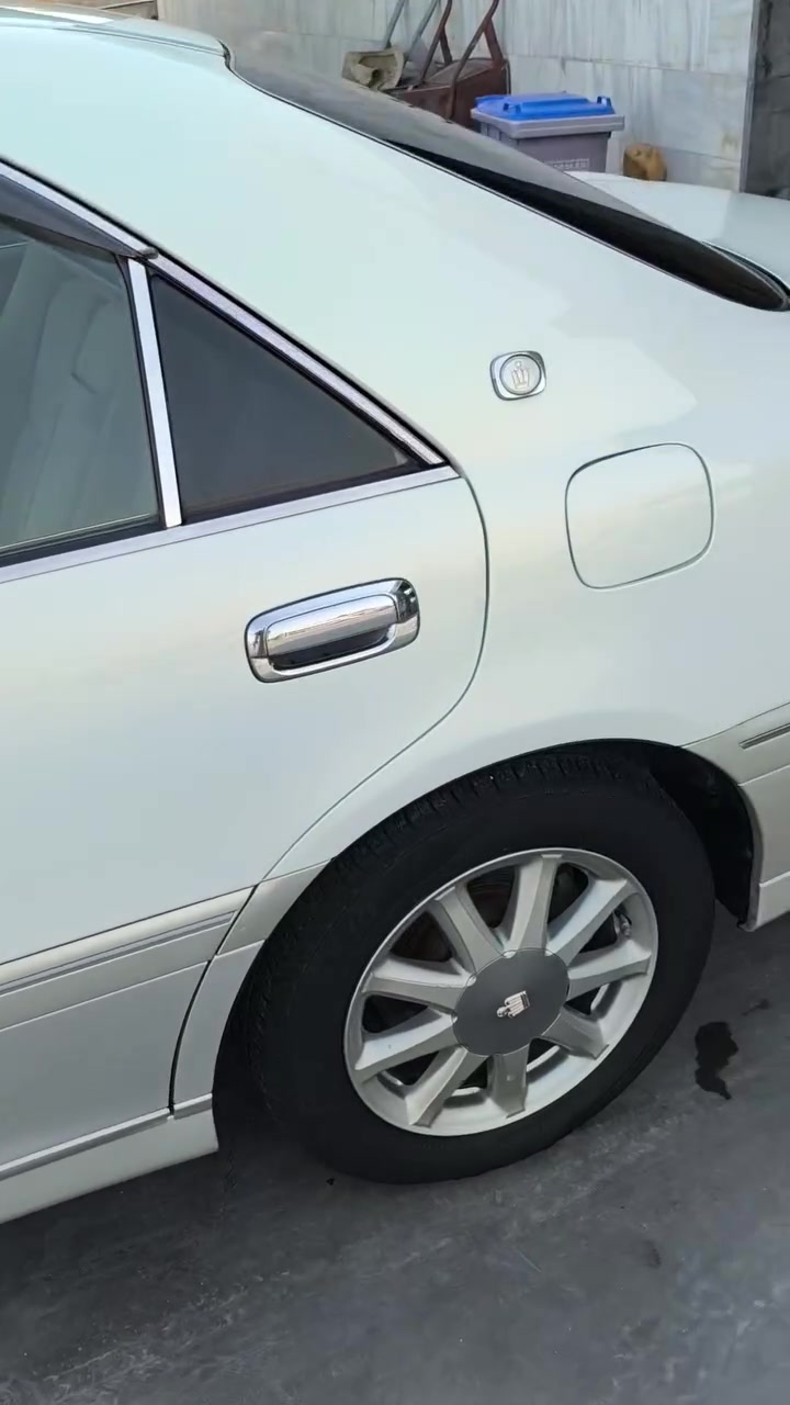 السلام وعليكم
من رخصت مدير الكروب 
ملكه لبيع موديل 2003
رقم كركوك  اصوليه بسمي اني مرقمه بيدي تحويل مباشر وين ما أتريد اداورلك 
مكينه وكير قبل شهرين شادهن حاويه طبكه كامله 
السياره خير من الله تعال وشوف ابعينك 
خصراويه محجله 
دكمتين 
الديفور الزقير حته حجرات ما مشيولات ابلاديات 
السياره مكفوله من الكص ولصبق ونقل الجثه كفلاله
مكاني صويره 
خاص ما اجاوب
الاستفسار ***********
