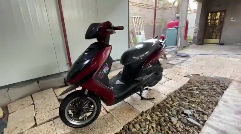 دراجة سكنس فحل للبيع العنوان البصرة قضاء الفاو السعر 1250 وبيها مجال للشراي للتواصل واتساب : ***********
