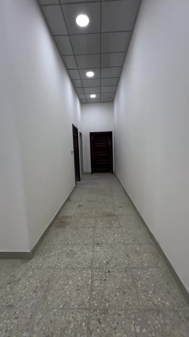 🔴 شقق سكنية للإيجار في مجمع سكني 
 
📍العنوان :الزعفرانية منطقة قطع الامانة شارع 60

الطابق : الثالث 

🔴 تحتوي على 

١- استقبال
٢- مطبخ 
٣-حمام 
٤ - غرفة النوم
ملاحظة: عوائل صغيره فقط
للاستفسار مراسلة الصفحة أو الاتصال على الأرقام التالية

ابو نزار.   ***********
 ابو ياسر. ***********
