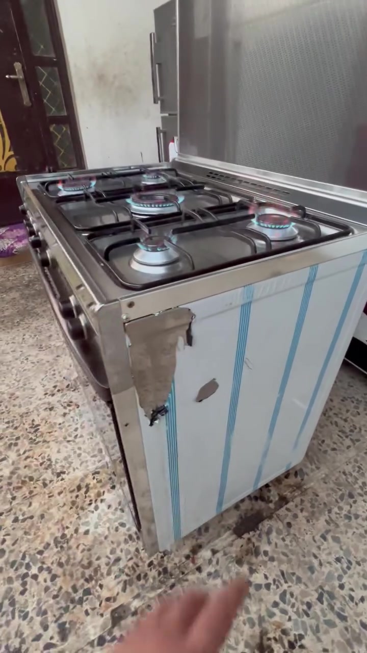 السلام عليكم طباخ كريازي نضافته ٩٥ من ١٠٠ كله ع شغل موضح بالفيديوالسعر ٣٠٠ و بي مجال لطيبين المكان بغداد المشتل و هاذ رقمي ***********
