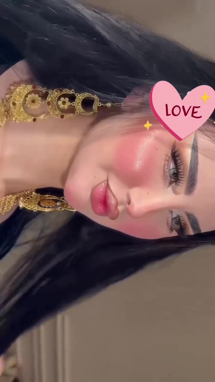 عروض حنه وعرس فقط 200للف مكان شارع كوافيرات صالون العروسه ♥️
