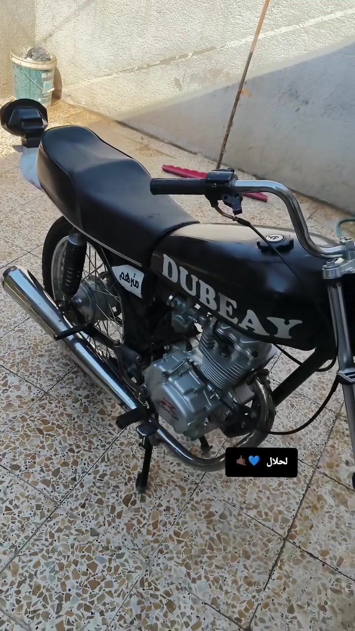 سلام عليكم دراجه رابيدو 26لبيع لسعر 380وبيها مجال ال مو شراي لا يراسل  مكاني بعقوبه لمفرك 
دراجه بدون راصطه ***********
