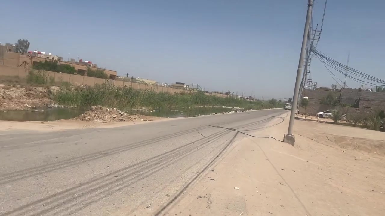 قطعه ارض في كربلاء المساحه 100متر
الواجه 11.5
النزال 8.5
خلف جامعه فريحه رابع قطعه عن الشارع التبليط الرآيسي
تصلح موقع حسينيه علا طريق الزوار
تبعد عن الامام 3كيلو 
زراعي 117
سعر القطعه 11مليون وبيه مجال للستفسار ***********
