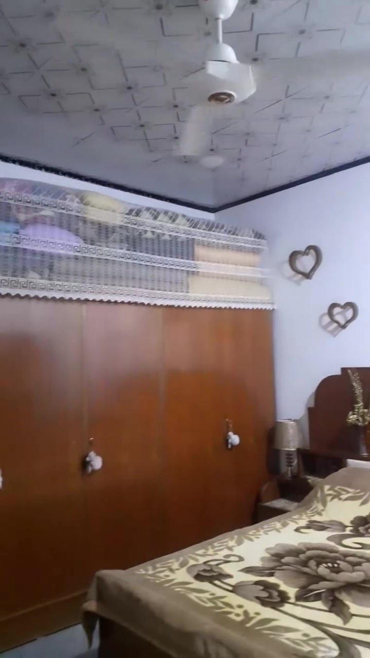 بيت للبيع فول موصفات المساحه ١٠٠متر طابق ونص غرفتين نوم السعر ٧٥ مليون وبينو مجال المكان ملايين الثانيه للاستفسار على هذا الرقم ***********بي واتساب

