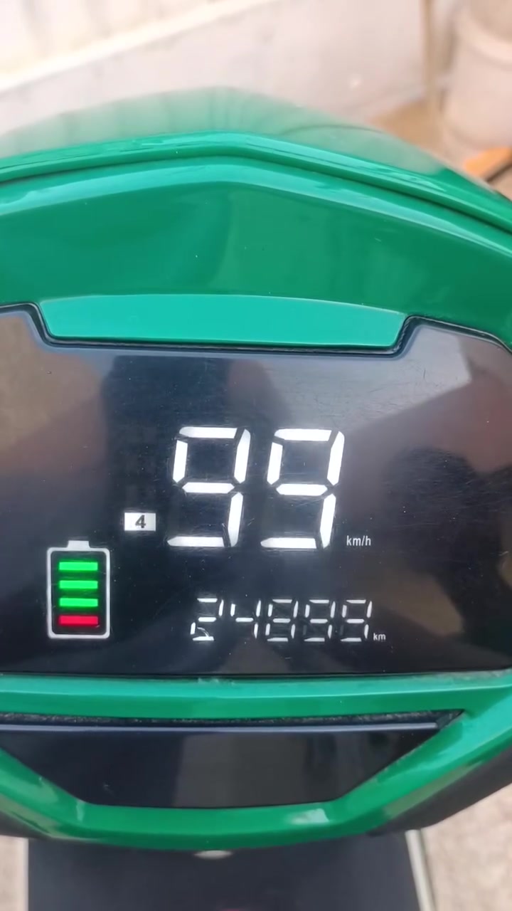 ماطور شحن ، سكنوس رياضي
6 باتري 
نظافة 90%
كهربائيات كلها شغالة 
دبل سويچ + كرت 
نظام بگ + نظام سرقة 
ملاحظة : باتريات نص عمرهن 
السعر 370 وبي مجال 
العنوان : الانتصار شارع ستين قرب تيم مارت
للاستفسار 
*********** بي واتساب
