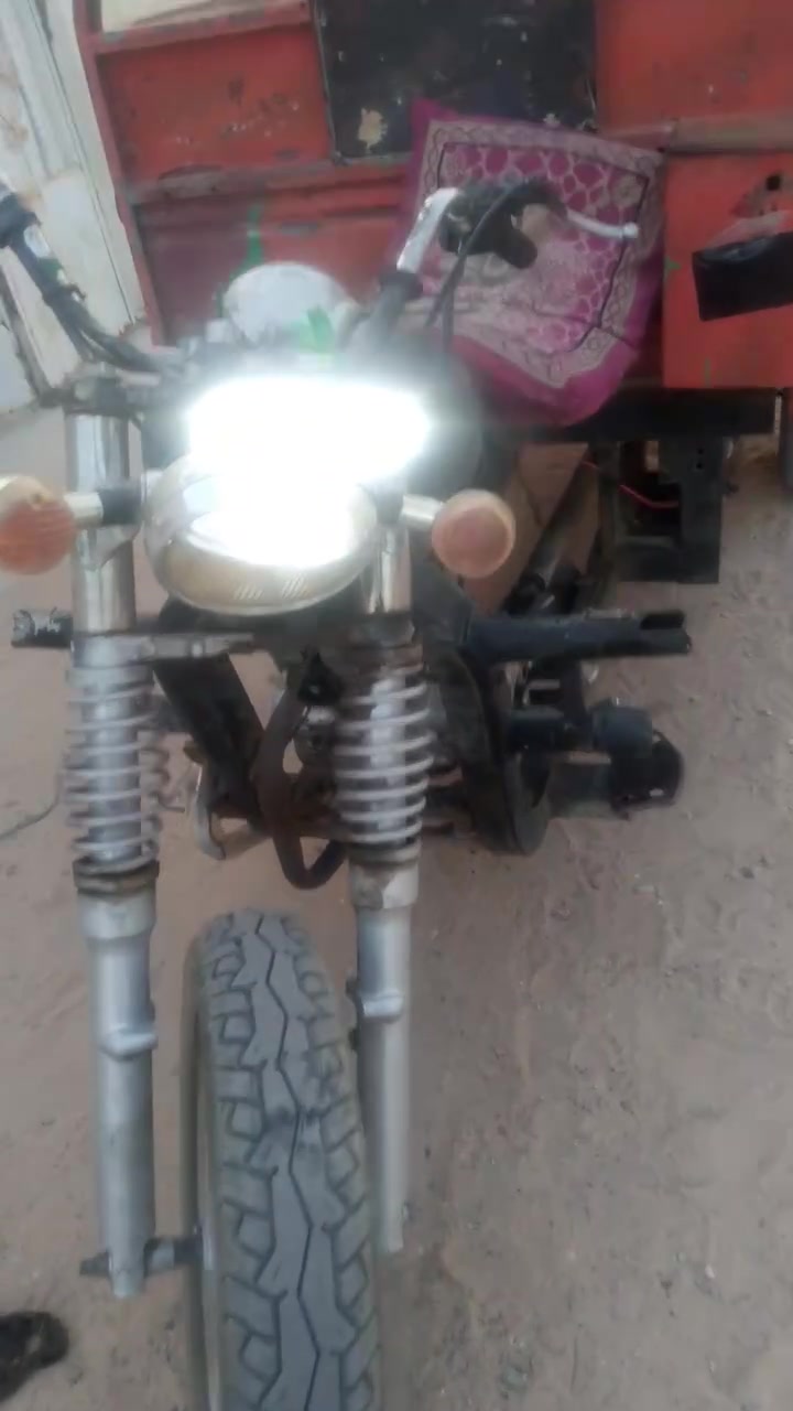 ستوته ادوات  محرك ناعم شاصي مكفول نضيف اكسن لطش  جديد هوه وتوايره بدي جديد مغلف كهربائيات شغاله لايت شغال سلف شغال بك لايت شرط الفحص  مكاني الزبير السعر650 للتواصل ***********

