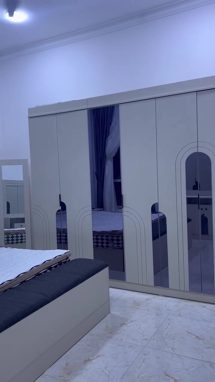 غرفة نوم حديثة للبيع (مستعملة اقل السنة )
التفاصيل: جميع المعاينات والتقسيمات الداخلية موضحة بالكامل داخل الفيديو.

الحالة: نظيفة جداً وبحالة ممتازة خالية من الأضرار وشبه  الجديد الاستعمال اقل السنة 

العنوان الصويرة للاستفسار اكثر والسعر يرجى التواصل عبر الهاتف ***********
