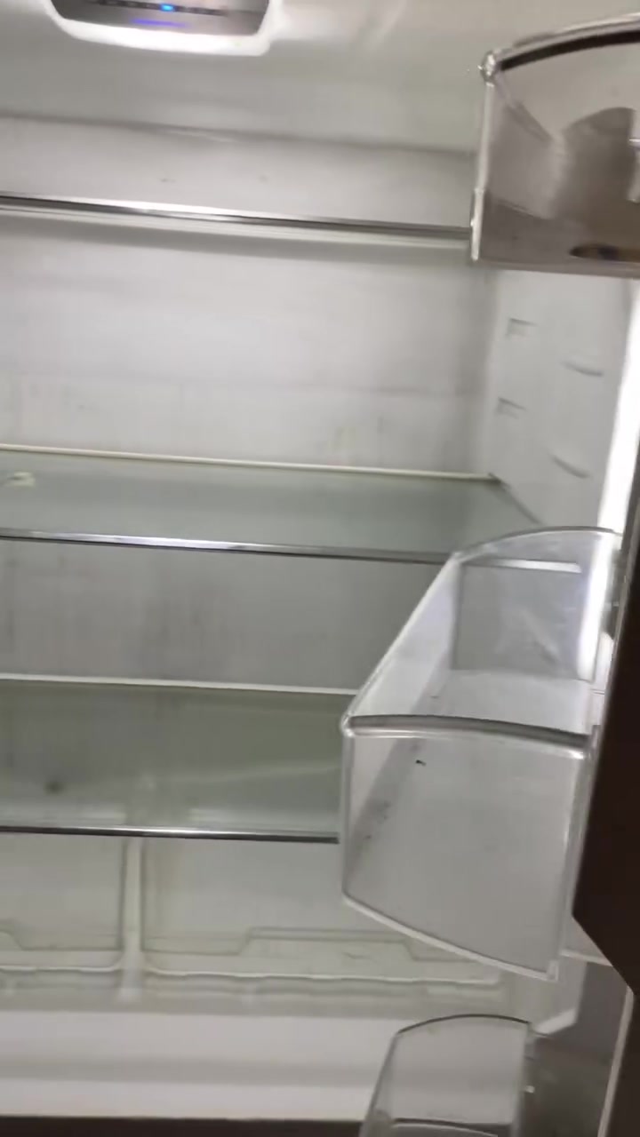 بوفيه صاج قطعتين الشرح بالفديو + جربايه اطفال + ثلاجة ٤ بيبان شركة الحافظ 
بيع مستعجل عندي شيله 
 الجربابه ب٧٥ الف
البوفيه ب٦٠٠ الف 
الثلاجة ب٤٥٠ الف 
بيع مستعجل مكاني كاظمية 
***********
