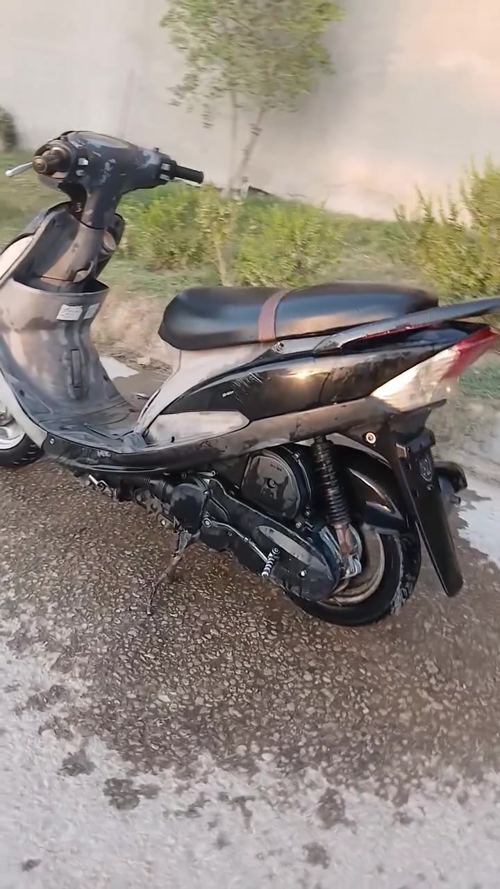 لام عليكم دراجه ماكس منغولي للبيع فقط مبدل بس ولفات شلعه معدل فول مكانه طويريج ***********
