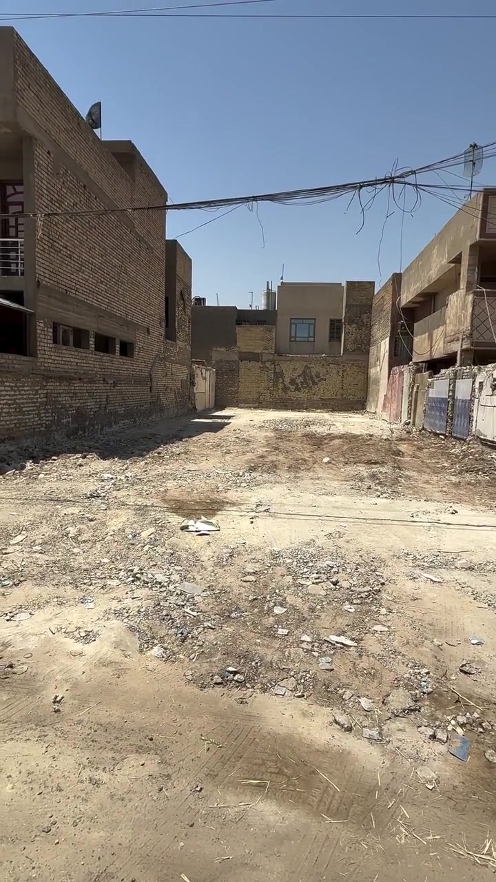 قطعه ارض للبيع حي اور  خلف سنتر او تقطيع او كامله

المساحه ٣٣٠

واجهه ١١
نزال ٣٠ 

مفلشه وجاهزه للبناء 
غير مشموله بالمنصه 

الاستفسار اكثر مراجعة مكتب الاقمار البنوك شارع الكنيسه 
او الاتصال ***********
