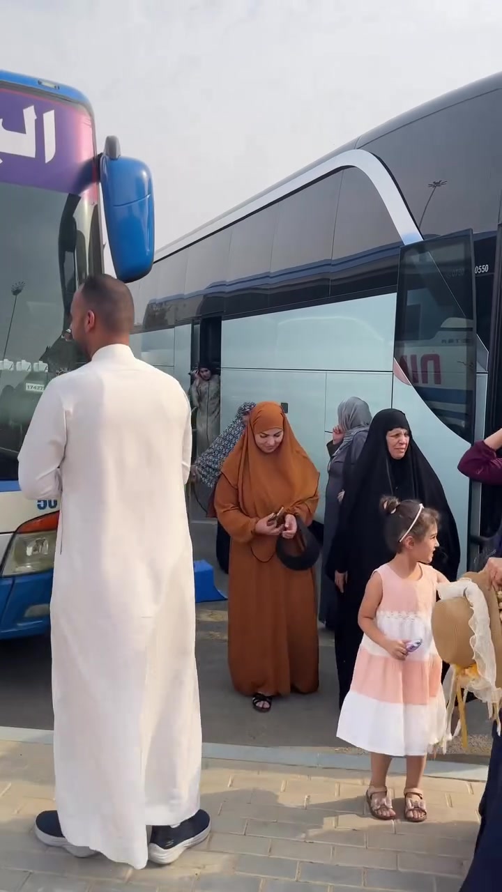 عمرة المولد النبوي الشريف 
السكن قريب جداً من الحرم المكي الأسعار تنافسية والخدمات مميزة
سارعوا في تسليم جوازاتكم 
ومن الله التوفيق
#مكتب_المتعهد_محمود_العنزي_للحج_والعمرة
خدمة ضيوف الرحمن هي #شرف #أمانة #مسؤولية
#الموقع الانبار هيت شارع المعارض مقابل مسجد بيت الحمد الكائن في كراج هيت الموحد 
***********
***********
