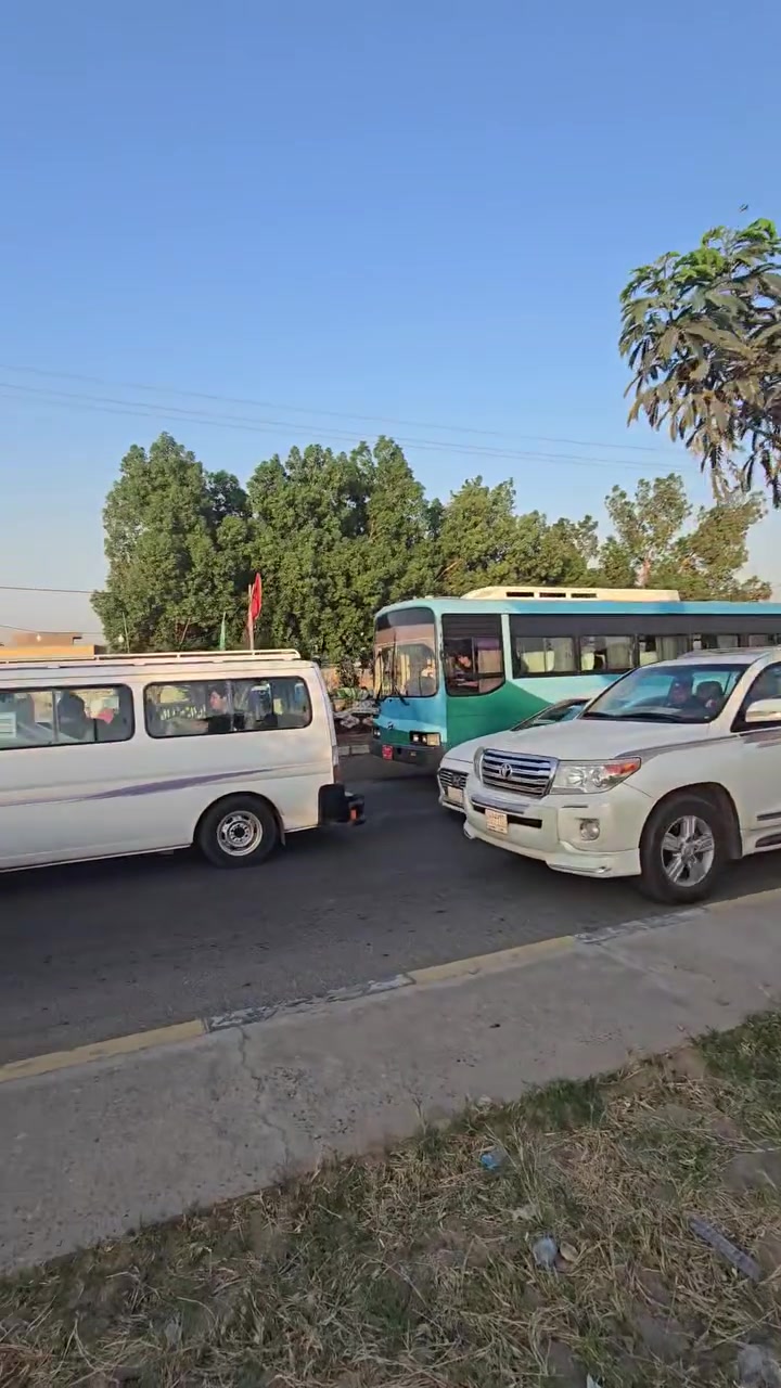 قطعة أرض زراعي للبيع ٥٠٠ متر
نجف الاشرف 
باسمي شخصيآ شرط الفحص
شارع المطار الصب بتجاه كربلاء 
( شارع المشاية ) طريق نجف كربلاء 
على الشارع العام مباشر 
 ٥٠٠ متر واجها ١٢ متر نزال ٤٥ 
تصلح حسينية او دار او اي شيء اخر 
داخل القطعة كهربائي و ماء 
عامود ٢٩٩
 تبعد عن قرية الغدير ١٠٠ متر
اتصال زين  ( *********** )
اتصال اسيا  ( ***********

