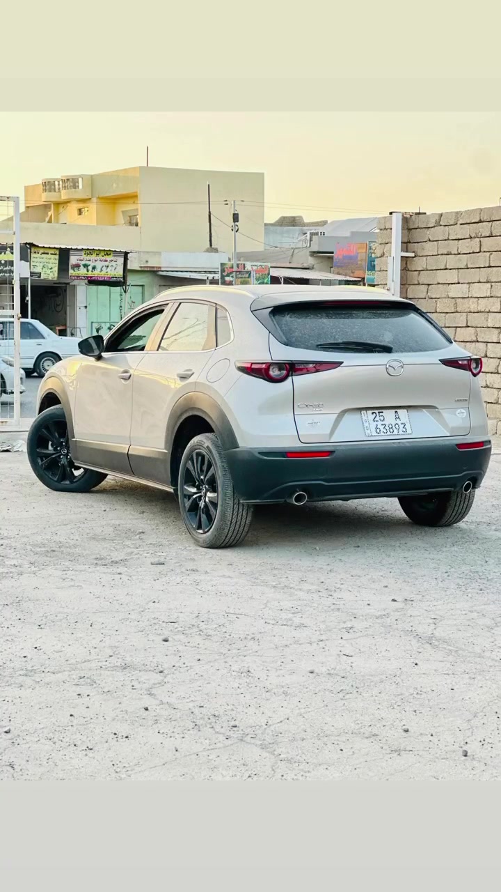 🔥 وصل حديثاً لمعارضنا (شركة الهيبة لتجارة السيارات) 🔥
🚗 مازدا CX-30
📌 الموديل: 2024 (الشكل الجديد والنزلة المميزة)
🎨 اللون: شامبين / سيلفر مميز
⚡ الفئة: كروس أوفر أنيقة ونظيفة، مرغوبة وكلش حديثة
📝 المواصفات:
 شاشة وسطية ذكية مع طبلون رياضي وعدادات واضحة.  
 ماشية مسافة قليلة (7,099 كم تقريباً حسب العداد).  
 الداخلية جلد أسود فاخر ونظيف، گير ومحرك بحالة الوكالة (شرط السحب والفحص).  
 التبريد وكلشي شغال، بصمة شبابية ورياضية متكاملة.  
موتر جاهز للترقيم والنقرة الطيبة، تدلل على العيون (.  
📍 الموقع: الشرقاط الجميلة
📞 للإستفسار والسعر، يرجى مراسلة الصفحة أو الاتصال على الأرقام المثبتة: ***********
(أهلاً ومرحباً بالجميع، شراي حقيقي ما نختلف وياّه) 🤝
