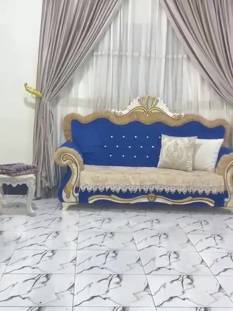 سلام عليكم تخم عشر مقاعد للبيع التواصل ***********
