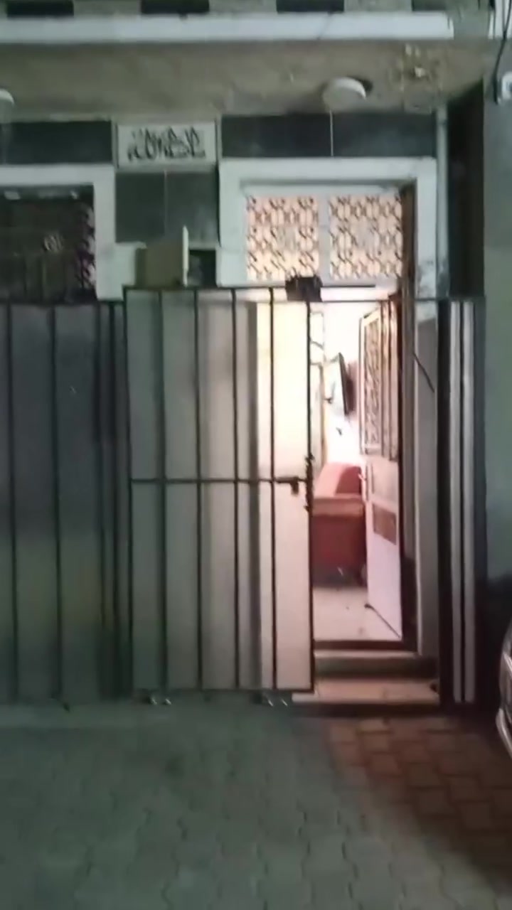 الدار للبيع زراعي سند 25
💒💒💒💒💒💒💒💒

مساحة (50) متر 

واجه (5) متر 

نزال (10) متر 

بناء سن2021) 

السعر (115) وبيه مجال 

عرض شارع (5) متر الفرع

⛪⛪💒💒💒💒💒💒

طابق الأرضي يحتوي على صالة ومطبخ وخدمات اومنور

طابق الثاني يحتوي على قرفتين    والثالث بيتونه وقرفه  

 وسطح 

💒💒💒💒💒💒💒💒

العنوان حي تونس 

🟥🟥🟥🟥🟥🟥🟥🟥

يمكنكم إرسال عروضكم العقارية ( اراضي _ دور _ عمارات وكل ما يتعلق بالعقار ) ما عليكم سوىى ارسال المعلومات برسالة واذا كان متوفر صور للعقار لعرضها في المكتب وعلى صفحتنا على الفيس والله الموفق

نسبة الدلالية / 1 /بل 100

🔶🔶🟣🔺🔻🟣🟨🟥

للاستفسار أكثر تفظل اتصل خاص مكتب اراي العقار ***********

