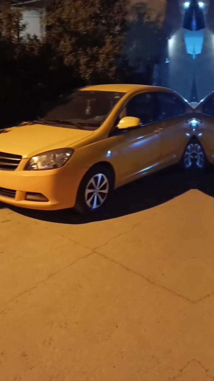 للبيع او مرواسه كريت وول موديل 2016 سنويه بأسمي نافذه لحد 2030 هزه جديد محرك كير بلادي وبيها بطاقة بنزين ونقابه مصفره السعر 63 وبيها مجال للاستفسار اتصال علئ رقم ***********
