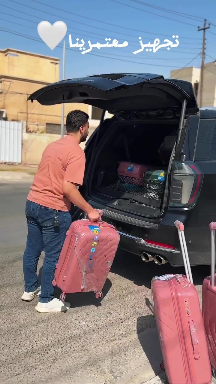 ✈️🕋 استعدادًا لانطلاق رحلة الطيران 30 / 9
بحمد الله تم تسليم التأشيرات والهدايا لجميع معتمرينا، 🤍✨نسأل الله أن يكتب لهم رحلة مباركة، وعمرة مقبولة، وأيامًا عامرة بالسكينة والطمأنينة 🤲🏻
شركة صفوة البيت للحج والعمرة 🌹
