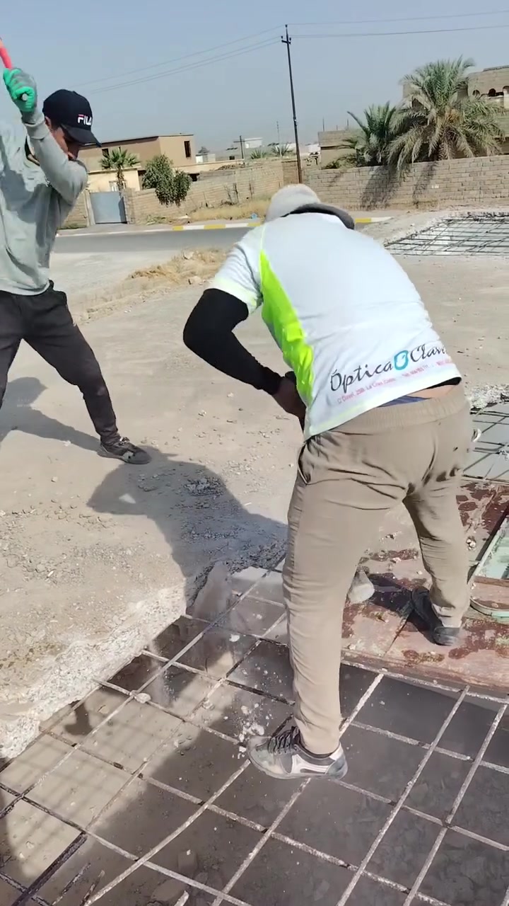 #كادرتفليش
اسلام عليكم   كادر تفليش عندك بيت  عندك محل عندك ارضيه 
تعديل بيوت  حديقه بناء  قاعده قصطل بناء ستاره حايط  
تصعيد بلوك  تحويل.  اي شغل نشتغل واسعار مناسبه 
الاتصال على الرقم ***********
