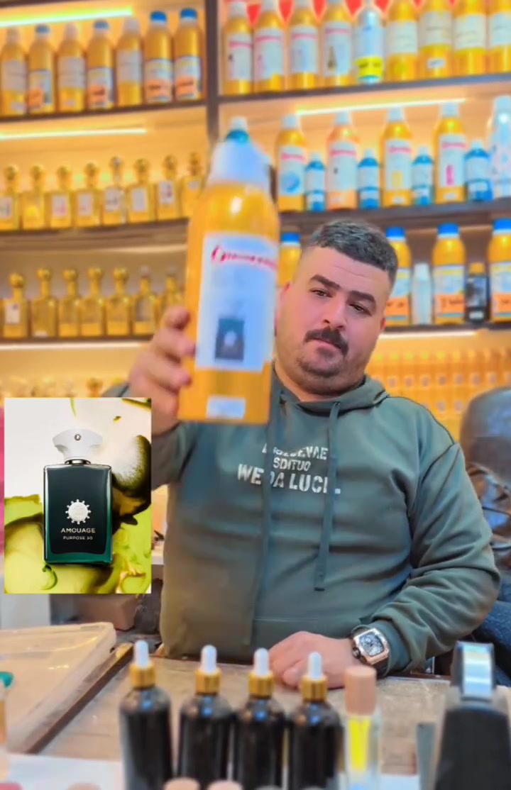 صاحب الاداء المرعب🔥
عطر بيربوس من دار امواج 
من توقيع داهية العطور كونتين بيش
🔹افتتاحية العطر من اللبان والفلفل والبرغموت
🔹في القلب العطر خشب الصندل ونجيل الهند 
🔹وفي القاعدة جلد الغزال والفانيلا المثيرة🔥 
فوحان عالي جدا ثبات اكثر من يومين
على الملابس
كالعادة مكفول حاله حال اي عطر 
عندي ضمان فحص العطر قبل استلامه
🔹لا اتنافس بل اتميز
متوفر بيع بعلب احجام مختلفة
نغير تفكيركم عن تركيب العطور
مركب العطور: حيدر القريشي 
حي الجهاد شارع ام البنين 
متواجد للعاشرة ليلا 
داخل مجمع حيدر القريشي
للعطور والكوزمتك( ملك التنزيلات)
***********
موجود توصيل لكل المحافضات ب5
 #عطورمركزة #تخفيضات #ترند #ترندالماء #عطورفرنسية #ترندالعراق🇮🇶 #غزة #عطور #كوزمتك_هدى_بيوتي #عطورفرنسية #الاصلي #ملك #كوزمتك #trendingreelsvideo #catlife #trendingreels2024 #perfumes #catlovers #cats_of_instagram #instacat #عطر #cat #catlover #meow #catoftheday #kitty #اكسبلور #cats #catsofinstagram #caturday
