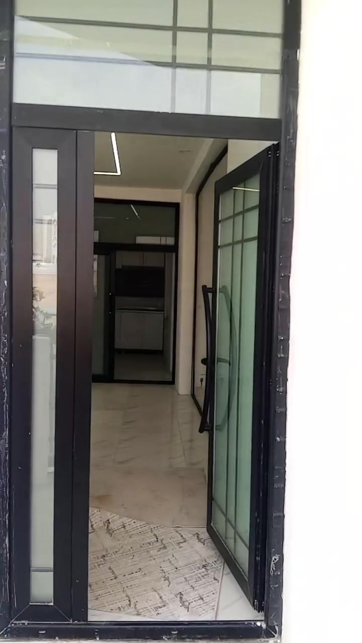 خانو بۆ فرۆشتن لە (202)کانی تەنیشت ئابوریناسان بە نرخی زۆر گونجاو...
     
٭ڕووبەری 114م
٭ڕوی گۆیژەیە
*بەردەمی ماڵ نییە
*کۆڵانی 10م
*تێبینی:نهۆمی دووەم هەیکەلە

٭(2)نهۆمە،بۆ (2) ماڵی جیا دەبێت:
-نهۆمی یەکەم:میوان،مەتبەخ،نوستن،مشتەمەلات.
-نهۆمی دووەم:میوان،مەتبەخ،2نوستن،مشتەمەلات.

٭بۆ زانیاری زیاتر لایکی پەیجەکە بکەو ژمارە (1) لە کۆمێنت دابگرە.
***********
***********
_________________________________________
♦ : ئێوەی بەڕێزیش گەر موڵکتان هەیە دەتانەوێ بیفرۆشن 
ئەوا دەتوانن تەواوی زانیاریەکان بنێرن بۆمان
بێ بەرامبەر ڕیکلامیان بۆ دەکەین .

💯لەگەڵ ئێمە دڵنیابە لە کڕین و فرۆشتنی دروست

▪️: ناونیشانی تەواوی موڵکەکەت
▪️:چەن وێنەیەکی موڵکەکەت ئەگەرهەبوو
▪️:نرخی موڵکەکەت 

📩بە نامە بینێرن بە ڤایبەر یان واتسپ
***********
