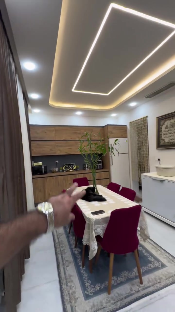 بيت • ١٠٠م • ١٠×١٠