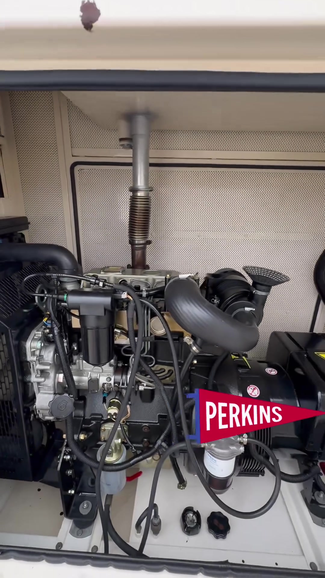 🔥 بيركنز 33 KVA — محرك 105 موديل حديث 🔥

⚙️ محرك Perkins.      بغداد  #أربيل  #بصرة  #العراق  #كربلاء

 🕐 مشتغل 140 ساعة فقط
💯 نظيف جداً وحالة ممتازة
🔧 جاهز للعمل والفحص

📍 العنوان: أربيل – الصناعة الجنوبية
📞 ***********
📲 واتساب: https://wa.me/9647700914843

🚚 تجهيز ودز لجميع المحافظات 🇮🇶
#
مولدات أحمد البخيت
#بغداد # أربيل # العراق
