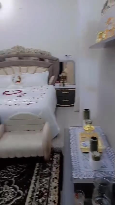 غرفه خشاب تركي سعرها بثنين ونص مكان فلوجه رقم الهاتف التواصل على رقم ***********
