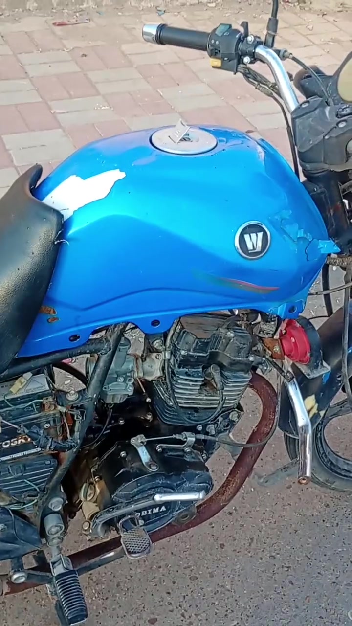 السلام عليكم دراجه للبيع السعر 400وبيهه مجال بدون اوراق اتعهد سرقه وطلب محرك بي تبخير مكاني الرمادي التاميم القادسيه الثانيه رقمي ***********ابو ساره
