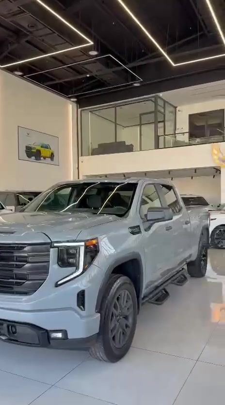 أرخص GMC Sierra بالعراق وصلت وبسعر يكسر السوق! 😮‍💨
🚙 Sierra موديل 2025
💪 8 سلندر
🔥 فورويل 4×4
🎨 لون سمنتي فخم ومميز
💰 السعر: 225 ورقة بس!

يعني شنو؟
سيرا 2025 + 8 سلندر + فورويل + لون يضرب + وسعر 225 ورقة؟! 😳🔥

هاي مو كل يوم تحصلها…
اللي يعرف بالسيرات يعرف شكد هالسعر قوي!

إذا ببالك سيرا، لا تخلي هاللقطة تفوتك 👊🏻🔥

وصور الحادث مرفقة بالصور وياها 

للجادين ***********———***********
