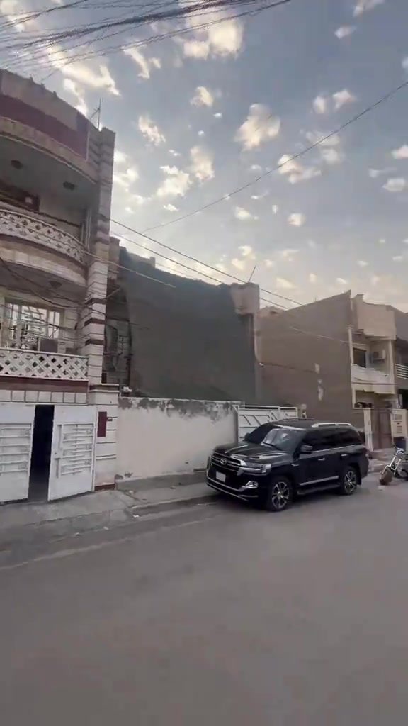 بارك على مساحه البيت   في منطقه البلديات بيت ماسحة 150 متر وواجهة  7.5   متر 
