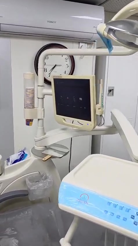 جهاز اسنان نوع زاين نظيف للبيع  
للاستفسار ***********
