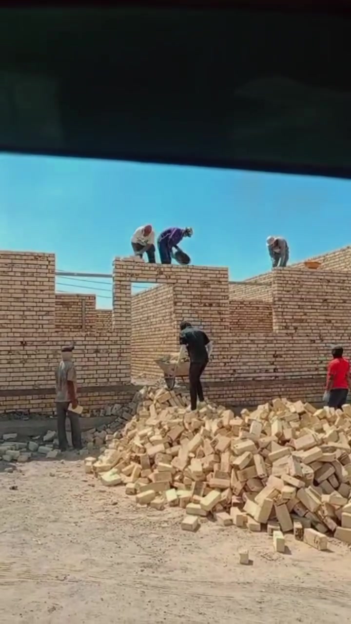 دبل • استلام مهندس