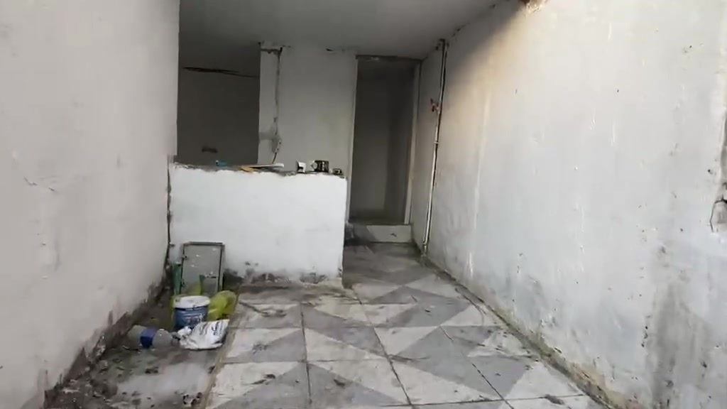 للبيع – بغداد / البنوك 🏠

📐 المساحة: 80 متر مربع
💰 السعر: 20 مليون وقابل للتفاوض

📍 تجاوز
• بس مجمعات سكنية كبيرة
• يعني منطقة كاملة
• مو شي يخوف أو خطر
• حتى البيوت مرقمة

📱 للاستفسار أكثر واتساب:
***********
